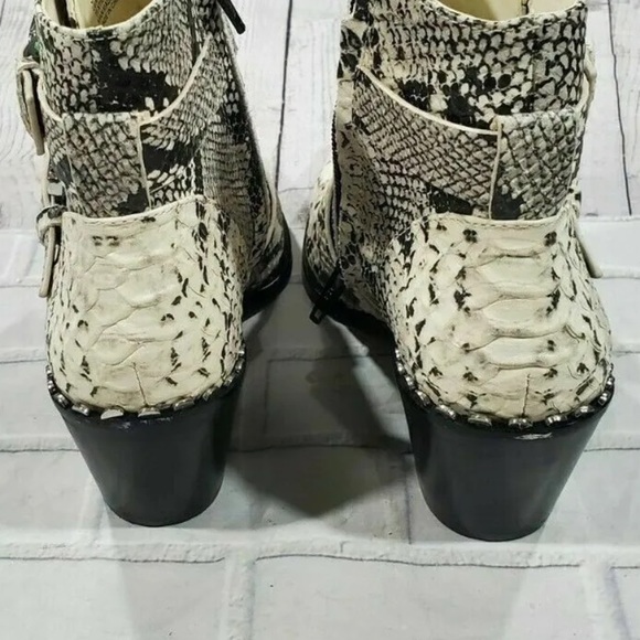 NWOB Gianni Binni Jeydda Snakeskin Bootie - Picture 5 of 5